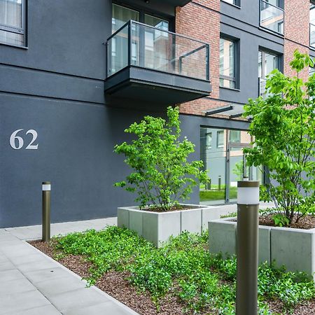 Apartment With Balcony And Free Parking In Poznan By Noclegi Renters Exteriör bild