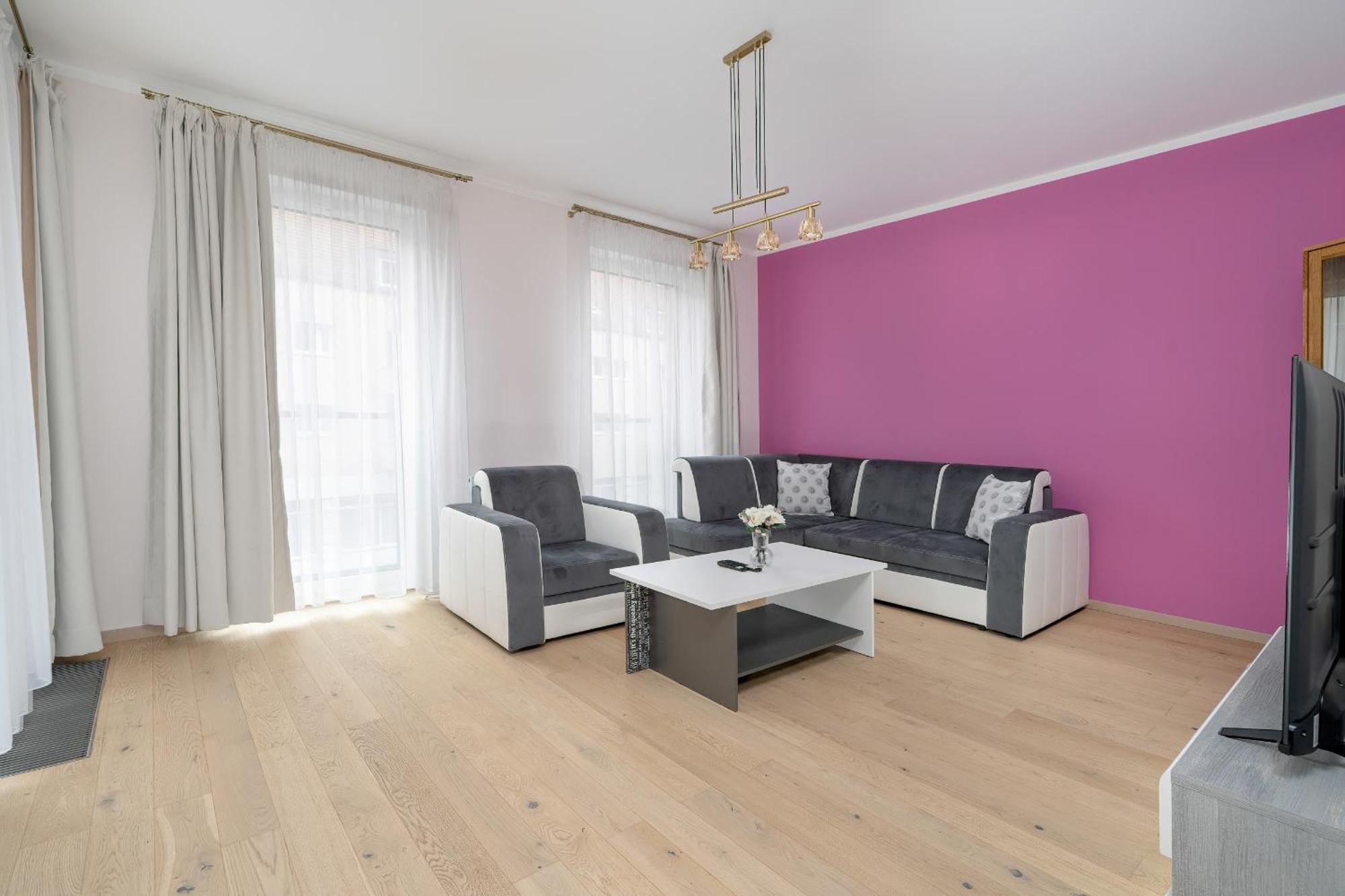Apartment With Balcony And Free Parking In Poznan By Noclegi Renters Exteriör bild